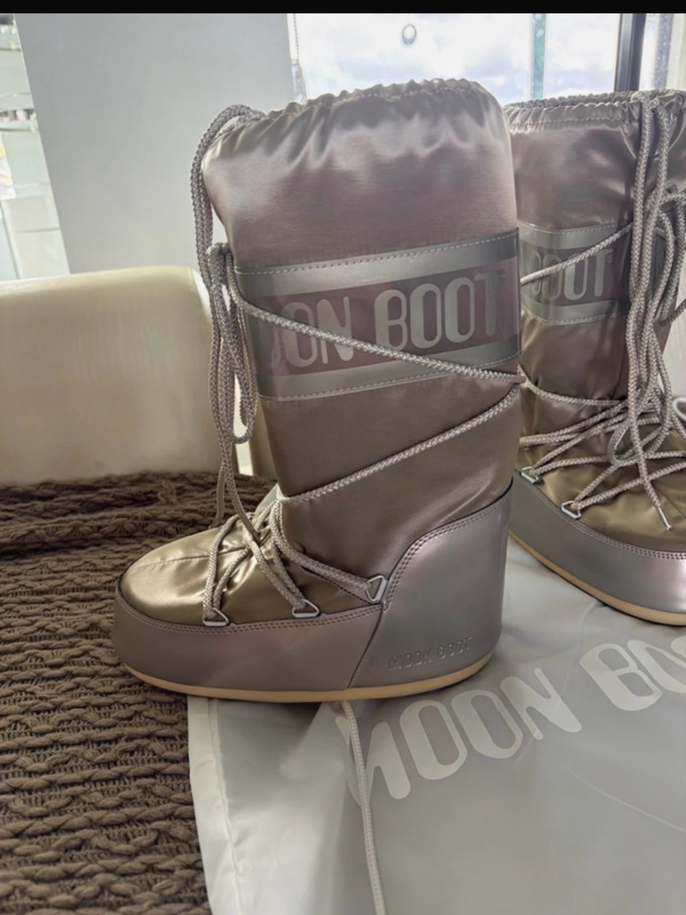 Moon Boot Metallic Grey Lace-Up Snow Boots - Picture 4 of 10